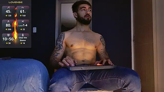 MarkWalker   online show from 11/21/25, 10:14