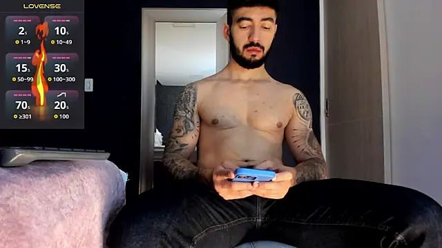 MarkWalker   online show from 03/28/26, 09:53