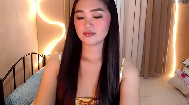 Snapshot of Itsme_claire chatting on 02/26/25, 11:26 Itsme claire online show from 02/26/25, 11:26