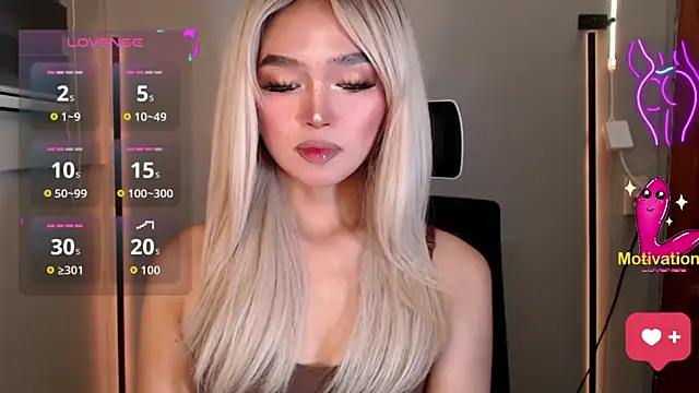 Snapshot of Itsme_claire chatting on 03/19/26, 12:03 Itsme claire online show from 03/19/26, 12:03