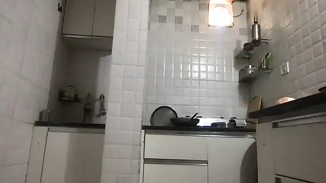 Snapshot of Riyasingh9 chatting on 04/21/26, 04:52 Riyasingh9 online show from 04/21/26, 04:52