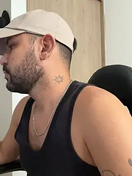 nicolas cox online show from 01/14/25, 03:26