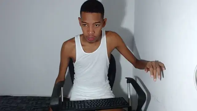 tonny sexxxx online show from 03/04/25, 08:16