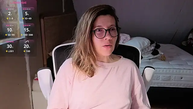 Lina lou4 online show from 02/10/26, 04:33