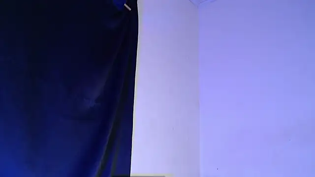 Snapshot of luciana_keating chatting on 12/19/24, 09:40 luciana keating online show from 12/19/24, 09:40