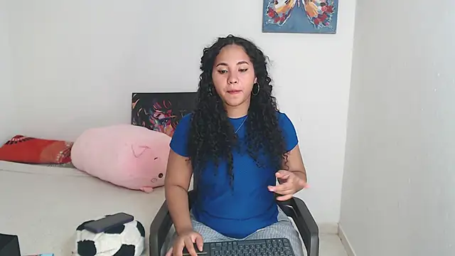 Snapshot of luciana_keating chatting on 10/05/25, 05:39 luciana keating online show from 10/05/25, 05:39