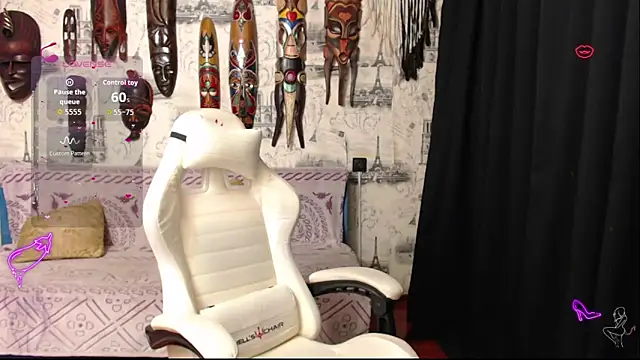 CrazyLaGirl online show from 09/17/25, 07:59