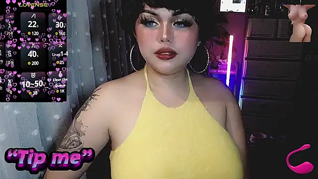 Snapshot of cherry_RED5 chatting on 12/20/24, 11:21 cherry RED5 online show from 12/20/24, 11:21