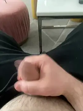 Snapshot of mpowerintime chatting on 03/10/25, 10:26 mpowerintime online show from 03/10/25, 10:26