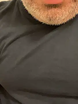 Snapshot of mpowerintime chatting on 12/22/25, 06:43 mpowerintime online show from 12/22/25, 06:43