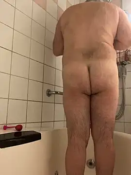 Snapshot of mpowerintime chatting on 01/07/26, 05:21 mpowerintime online show from 01/07/26, 05:21