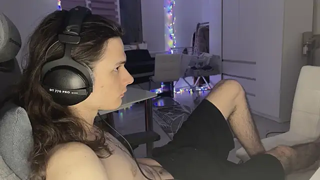 CandyChell online show from 02/06/26, 06:22