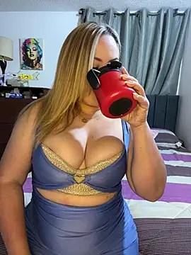 Snapshot of Melissa_Bianco chatting on 04/02/26, 04:43 Melissa Bianco online show from 04/02/26, 04:43