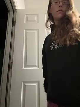 Dakota 02 online show from 08/01/26, 01:38