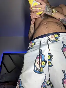 Snapshot of zack_isaac777 chatting on 01/18/25, 05:52 zack isaac777 online show from 01/18/25, 05:52