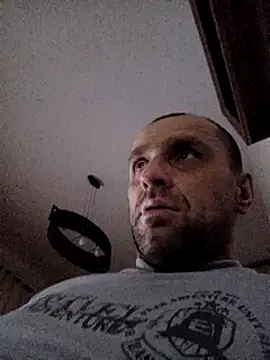 Snapshot of Roman0798 chatting on 12/06/24, 01:07 Roman0798 online show from 12/06/24, 01:07