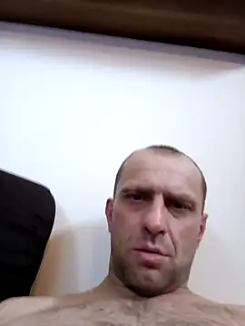 Snapshot of Roman0798 chatting on 12/16/24, 09:35 Roman0798 online show from 12/16/24, 09:35