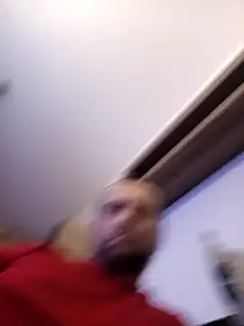 Snapshot of Roman0798 chatting on 01/13/25, 11:49 Roman0798 online show from 01/13/25, 11:49