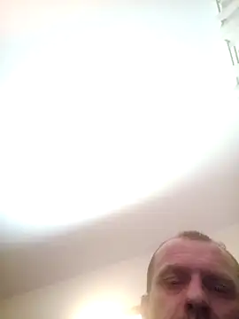 Snapshot of Roman0798 chatting on 03/13/25, 10:10 Roman0798 online show from 03/13/25, 10:10