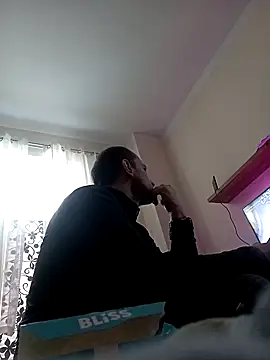 Snapshot of Roman0798 chatting on 03/15/25, 03:16 Roman0798 online show from 03/15/25, 03:16