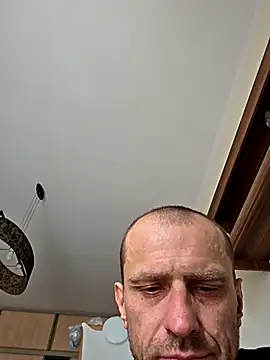 Snapshot of Roman0798 chatting on 09/18/25, 02:19 Roman0798 online show from 09/18/25, 02:19