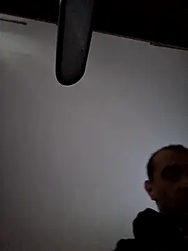 Snapshot of Roman0798 chatting on 10/21/25, 06:03 Roman0798 online show from 10/21/25, 06:03