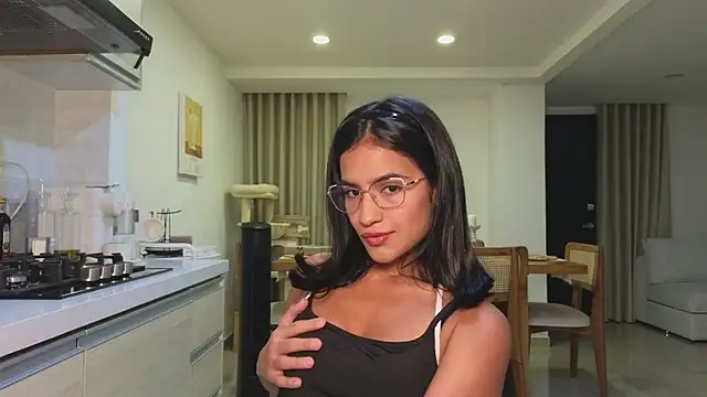 I am kat online show from 03/13/26, 03:02