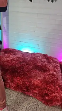 louise nails online show from 04/14/26, 12:00