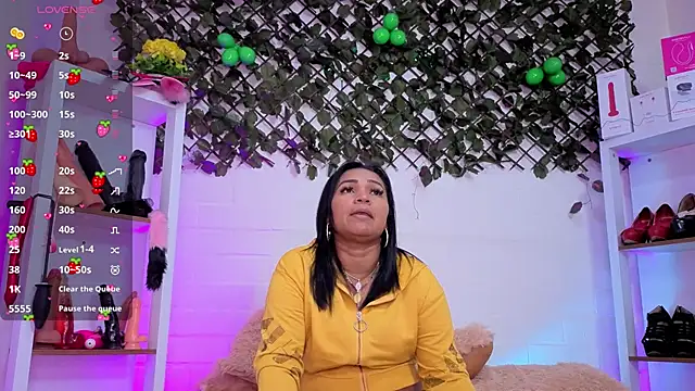 louise nails online show from 07/02/26, 08:26