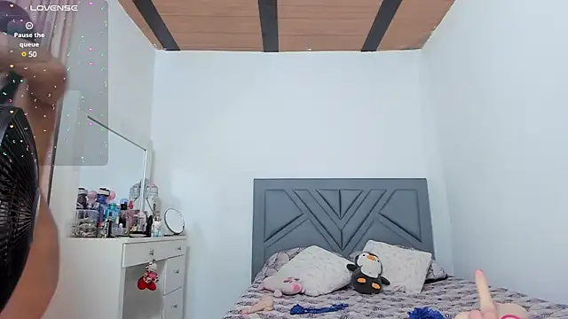 Snapshot of kendall-ewers chatting on 12/10/24, 04:02 kendall-ewers online show from 12/10/24, 04:02