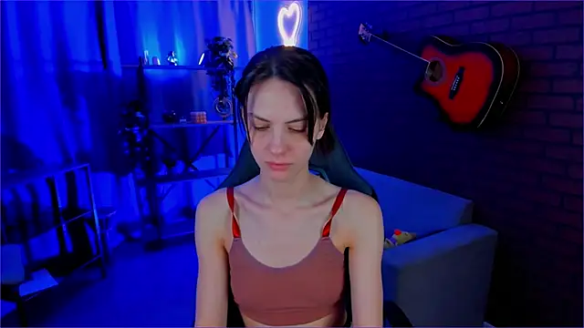 EmilyWilden online show from 12/05/24, 06:10