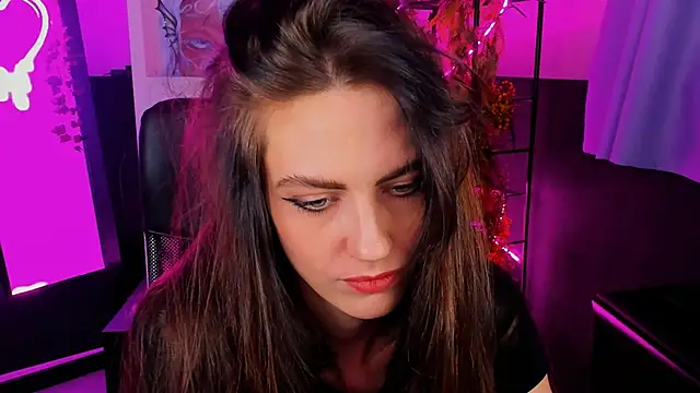 EmilyWilden online show from 12/13/24, 11:34