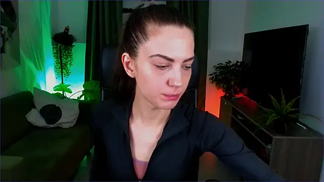 EmilyWilden online show from 01/04/25, 09:43