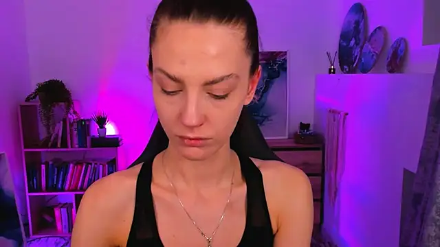 EmilyWilden online show from 02/17/25, 08:09