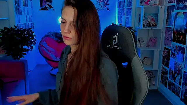 EmilyWilden online show from 03/18/25, 08:58