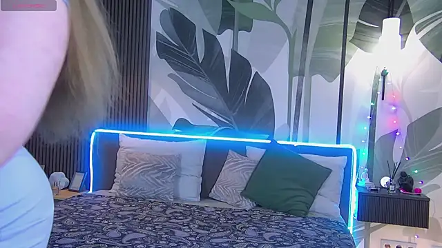 RubyValen online show from 01/29/25, 01:05