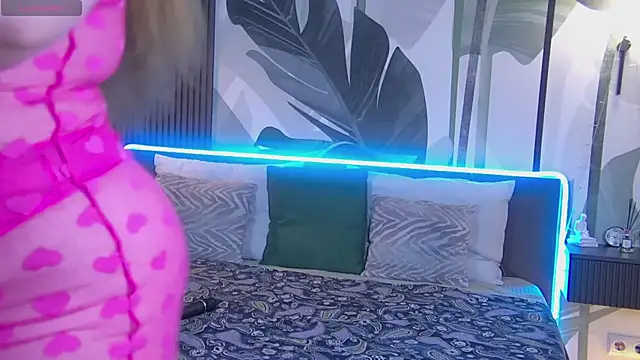 RubyValen online show from 02/05/25, 01:04