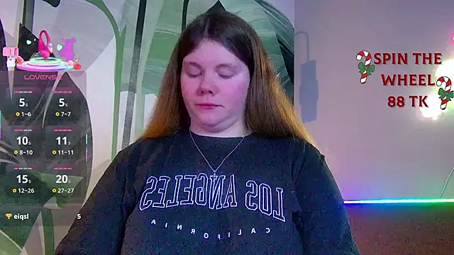 Snapshot of RubyValen chatting on 01/06/26, 01:09 RubyValen online show from 01/06/26, 01:09