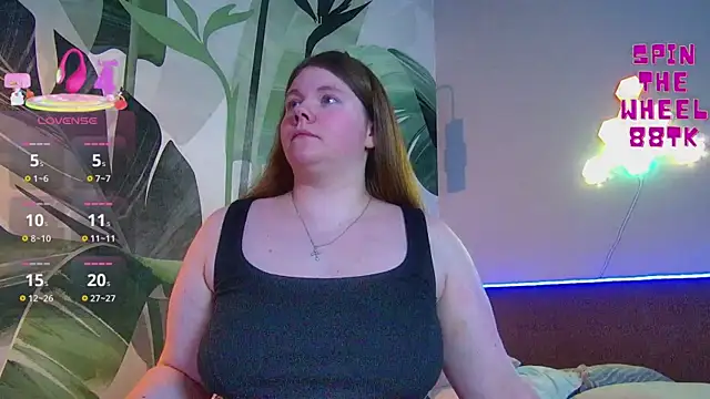 Snapshot of RubyValen chatting on 02/05/26, 01:10 RubyValen online show from 02/05/26, 01:10