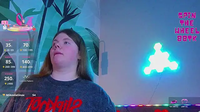 Snapshot of RubyValen chatting on 02/11/26, 01:10 RubyValen online show from 02/11/26, 01:10