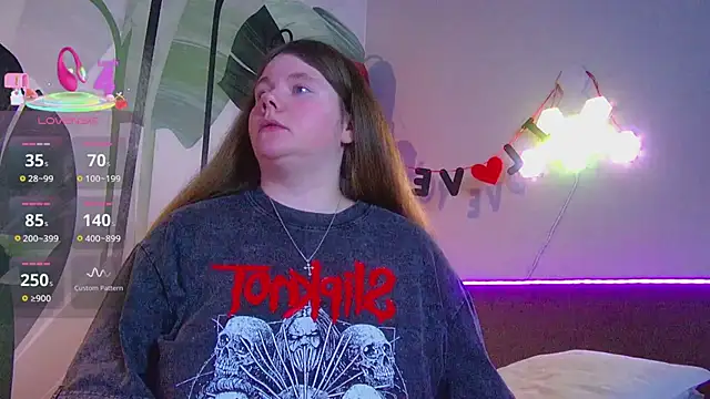 Snapshot of RubyValen chatting on 02/22/26, 01:29 RubyValen online show from 02/22/26, 01:29