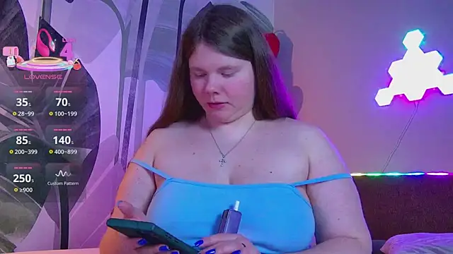 Snapshot of RubyValen chatting on 02/25/26, 01:15 RubyValen online show from 02/25/26, 01:15