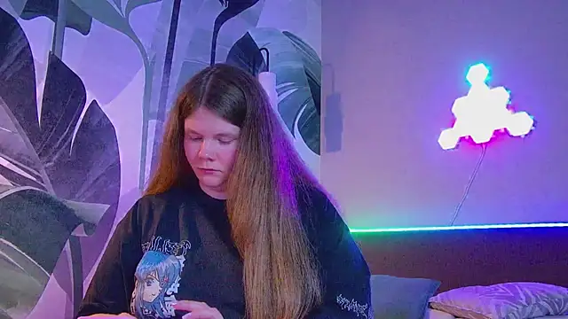Snapshot of RubyValen chatting on 04/24/26, 01:19 RubyValen online show from 04/24/26, 01:19