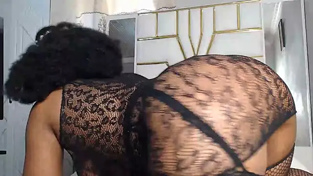 SexyyNana online show from 02/08/25, 10:18