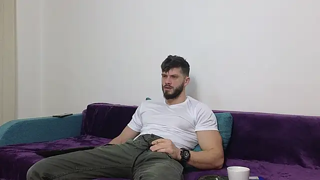 TheTopAlex online show from 02/19/25, 07:39