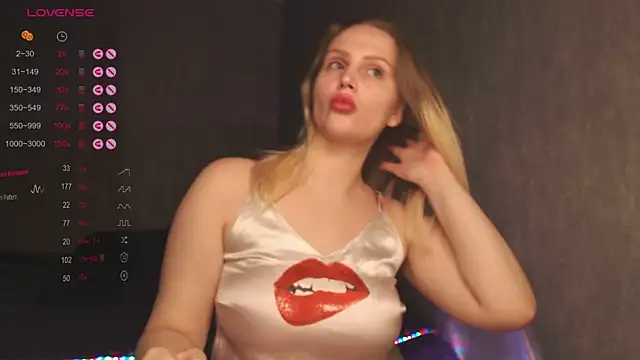 nutcrew online show from 10/02/25, 08:27