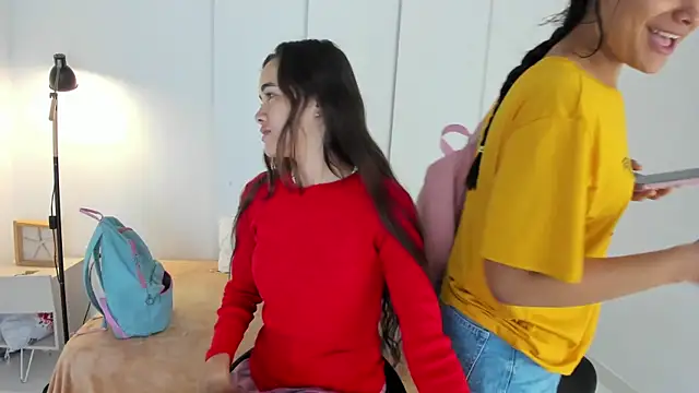 Snapshot of sexychanell_18 chatting on 01/14/25, 12:35 sexychanell 18 online show from 01/14/25, 12:35