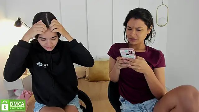 Snapshot of sexychanell_18 chatting on 02/03/25, 12:47 sexychanell 18 online show from 02/03/25, 12:47