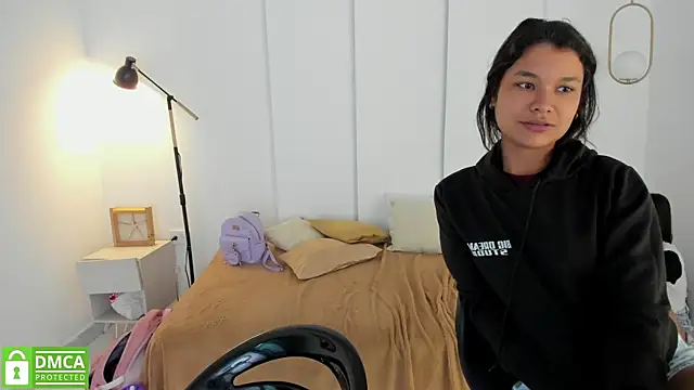 Snapshot of sexychanell_18 chatting on 02/03/25, 03:49 sexychanell 18 online show from 02/03/25, 03:49