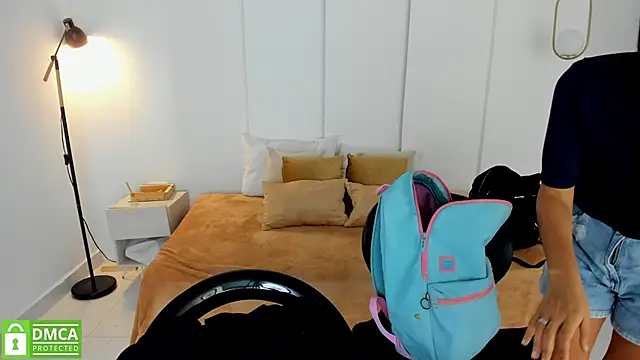 Snapshot of sexychanell_18 chatting on 03/02/25, 06:40 sexychanell 18 online show from 03/02/25, 06:40